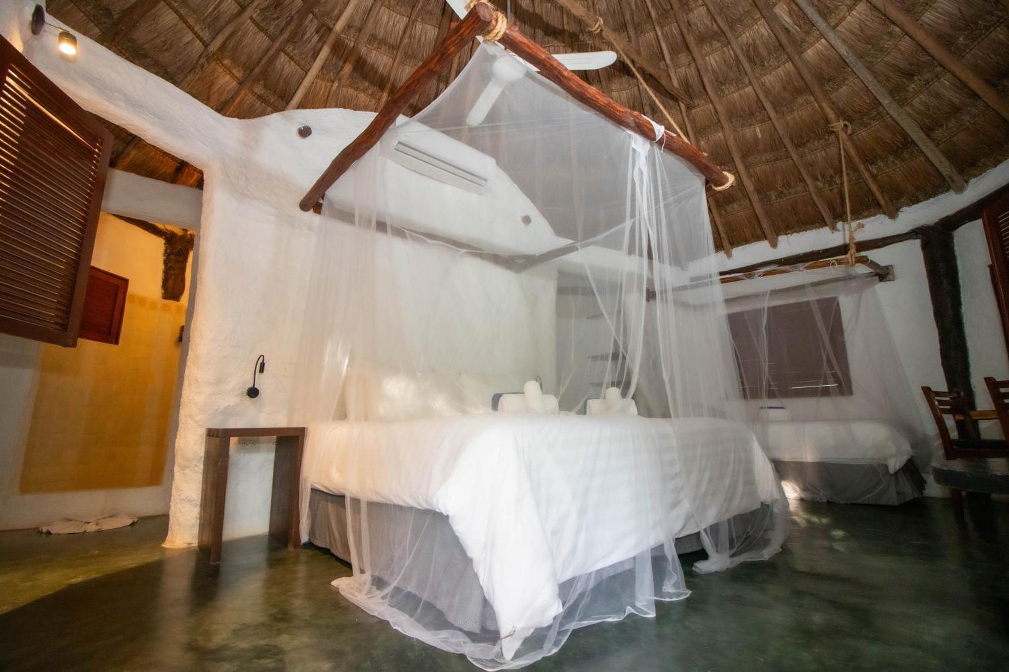 Готель Blue Holbox Екстер'єр фото